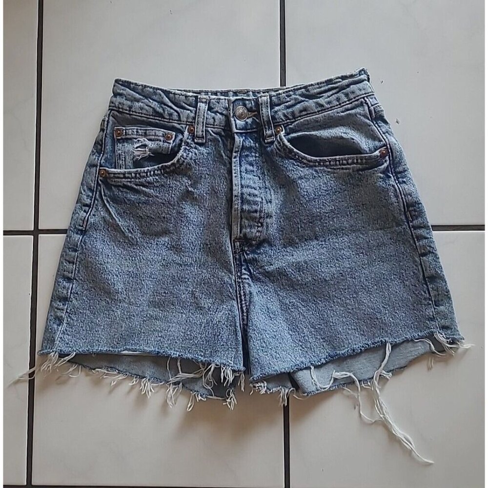 Divided H&M Women Cut-Off Mid Wash Blue Denim Shorts High Rise Buttoned Size 2